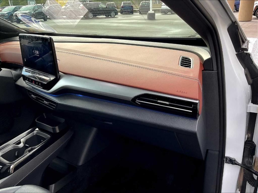 used 2022 Volkswagen ID.4 car, priced at $25,500