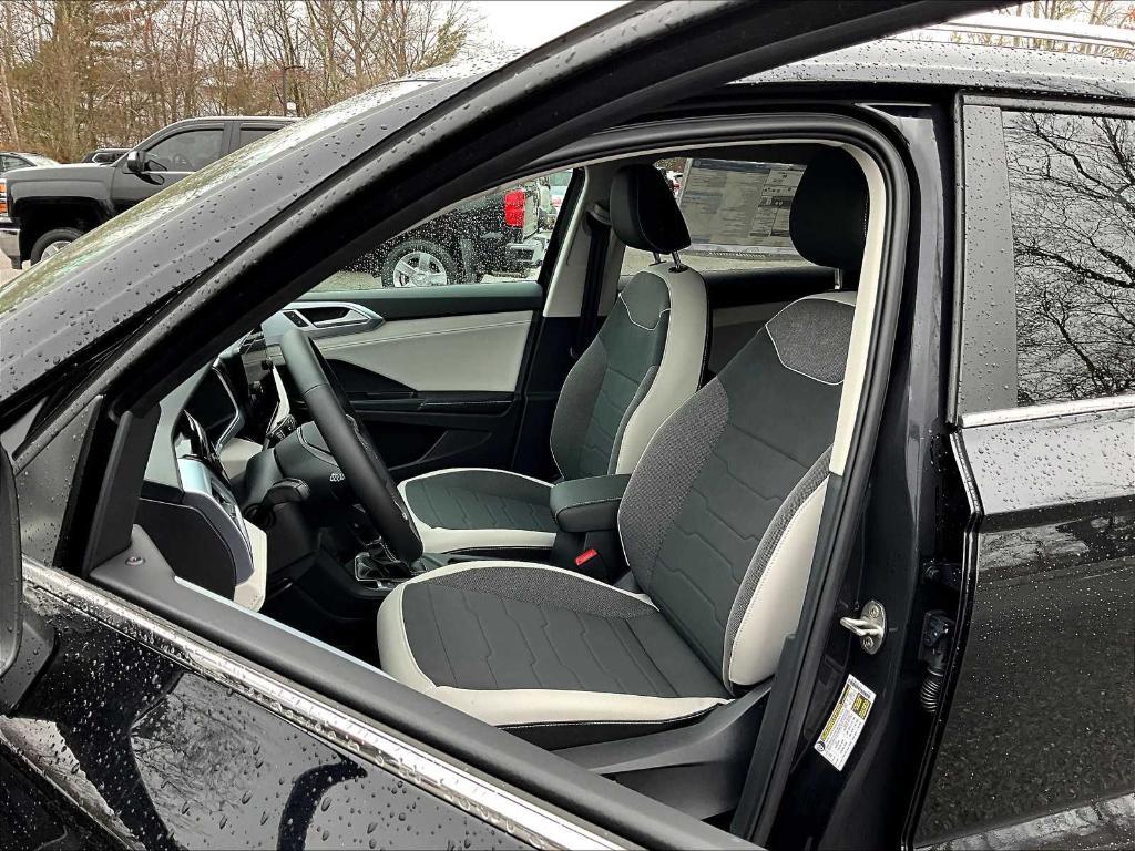 new 2025 Volkswagen Taos car, priced at $28,321