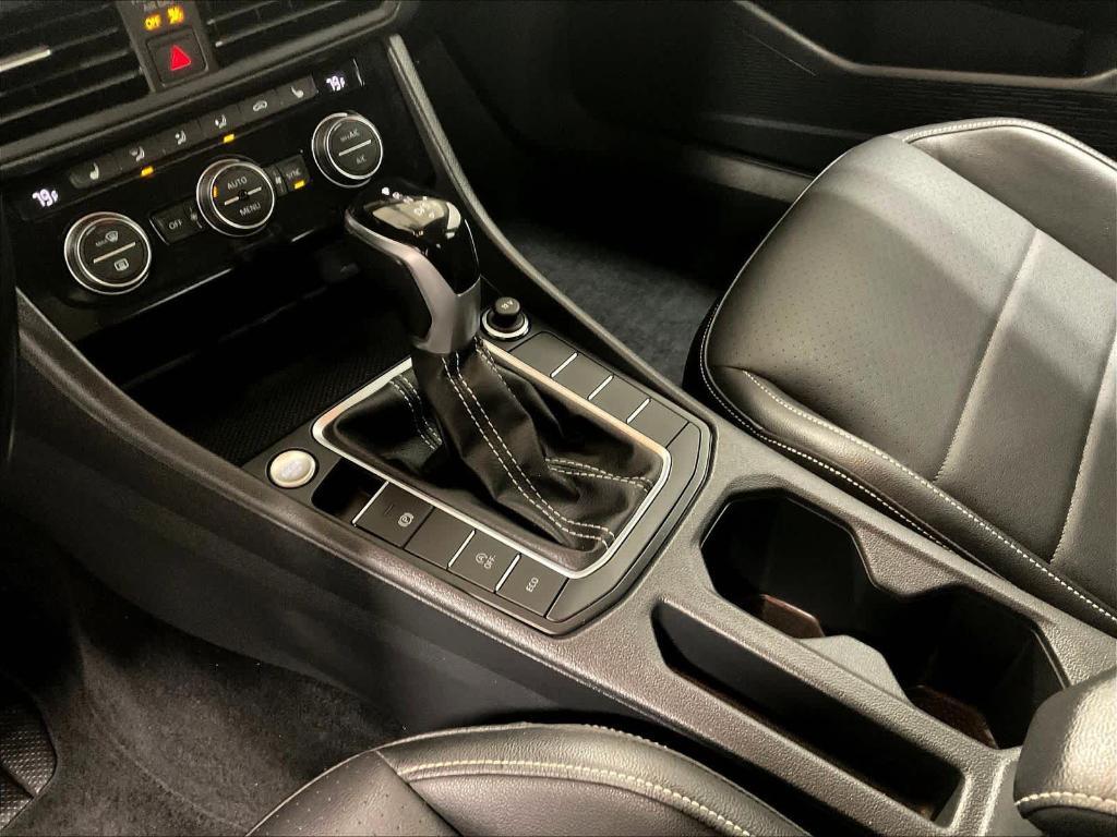 used 2022 Volkswagen Jetta car, priced at $17,900