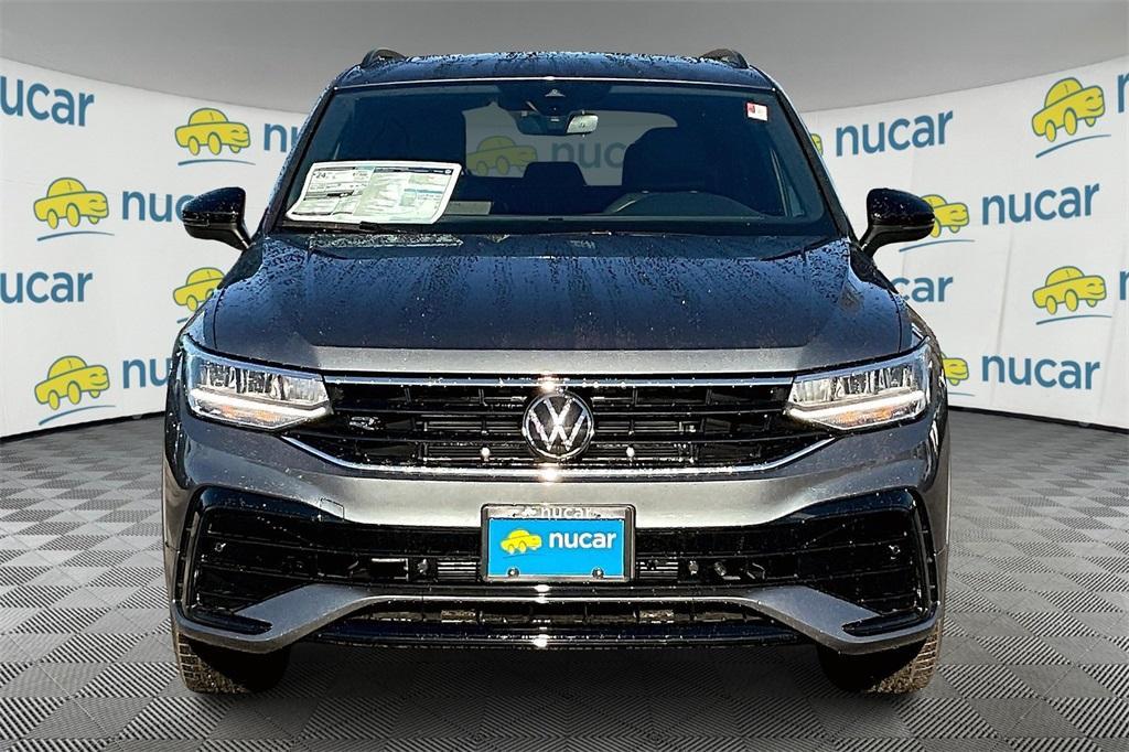 new 2024 Volkswagen Tiguan car, priced at $33,135