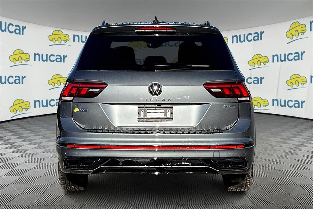 new 2024 Volkswagen Tiguan car, priced at $33,135