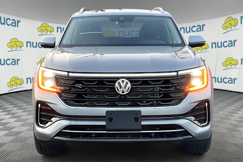 new 2025 Volkswagen Atlas car, priced at $54,780