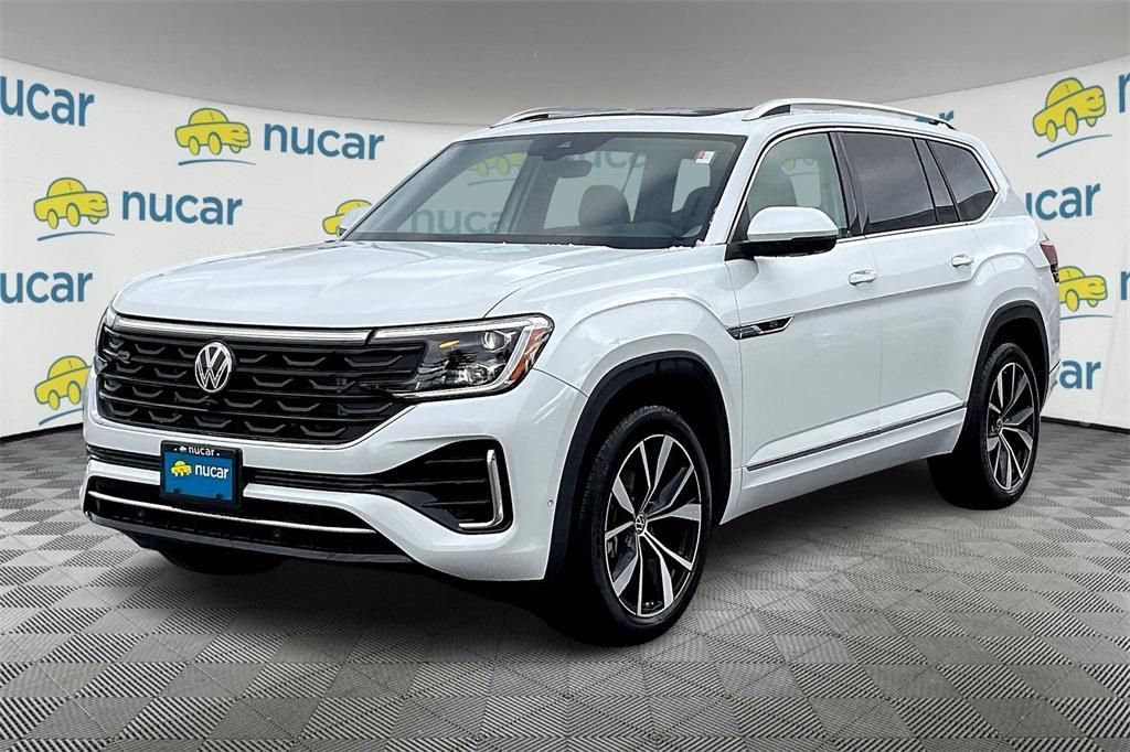 new 2025 Volkswagen Atlas car, priced at $52,357