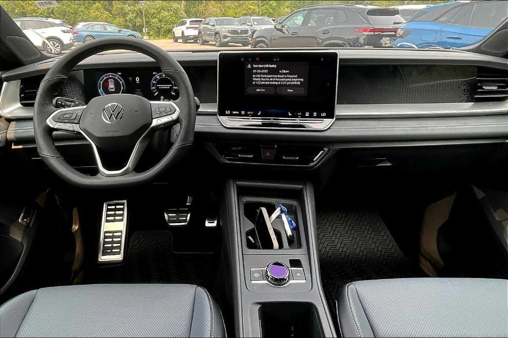 new 2025 Volkswagen Tiguan car, priced at $38,019