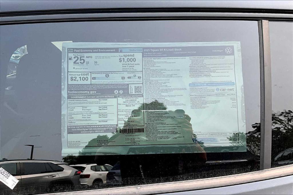 new 2025 Volkswagen Tiguan car, priced at $38,019