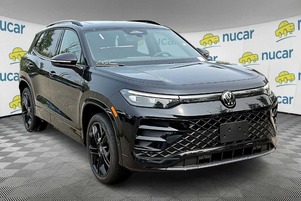 new 2025 Volkswagen Tiguan car, priced at $38,019