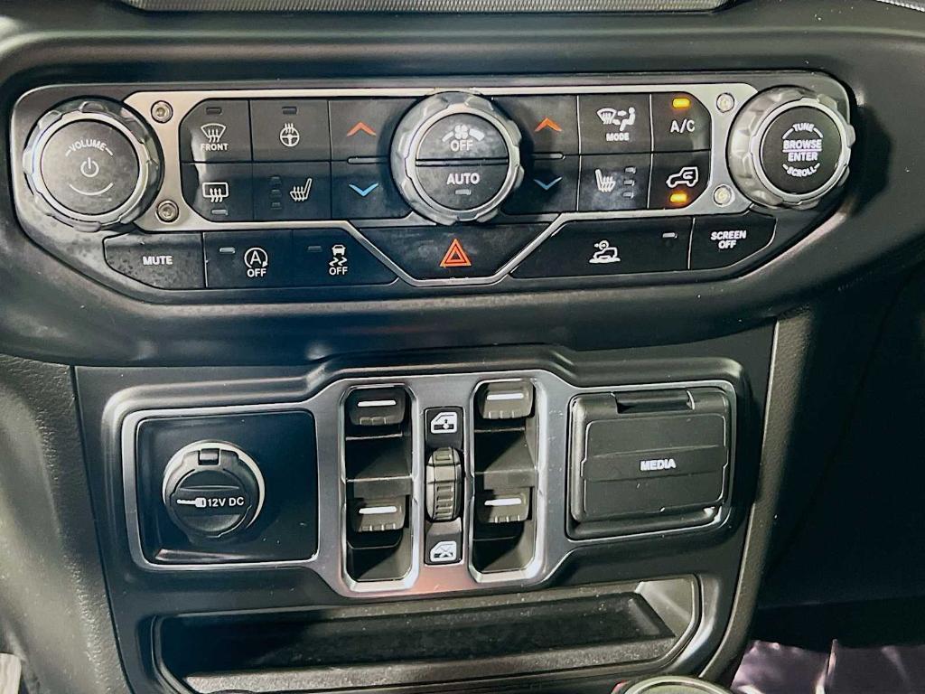 used 2022 Jeep Wrangler Unlimited car, priced at $30,200