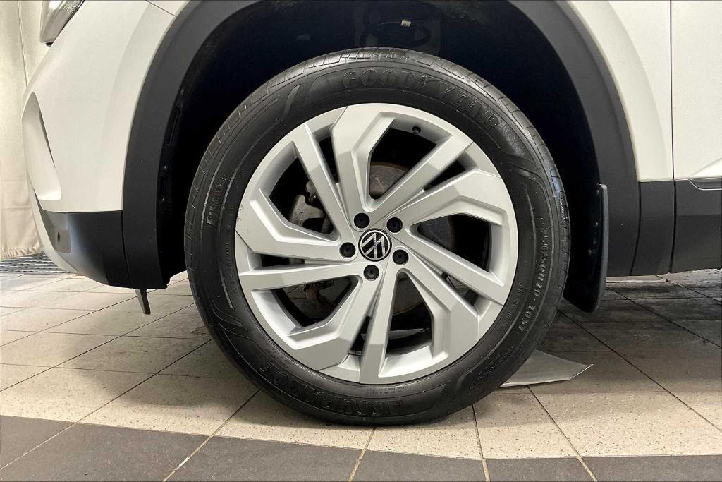 used 2022 Volkswagen Atlas car, priced at $29,900