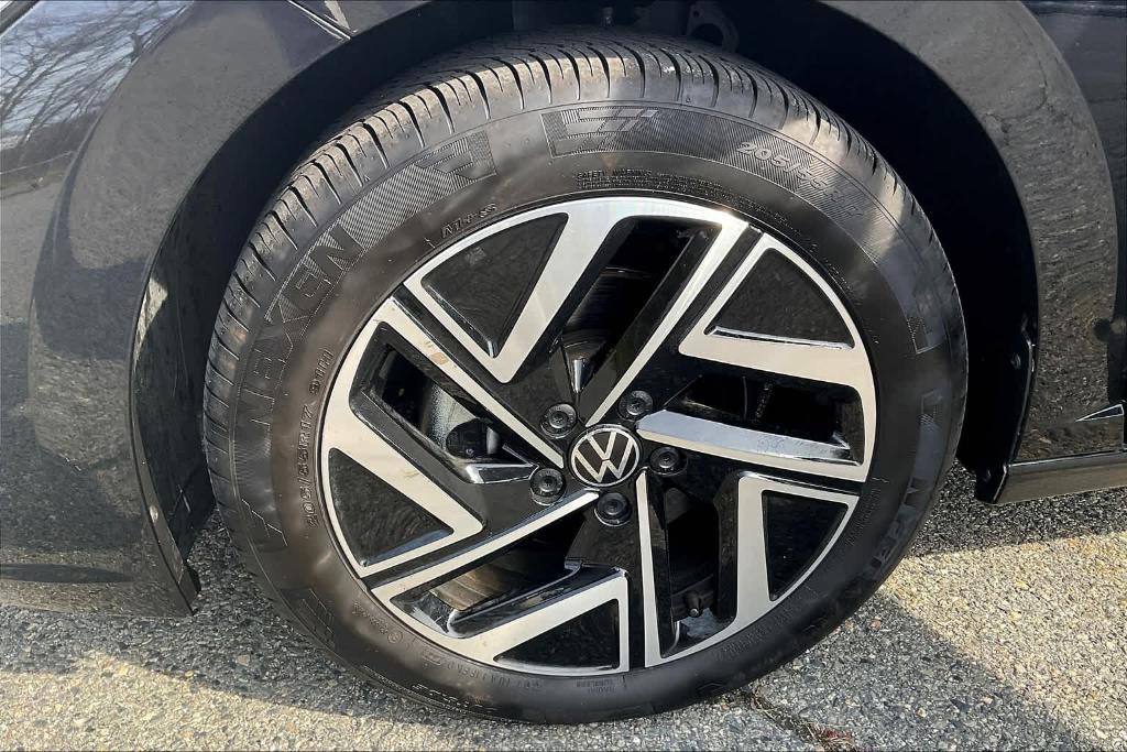used 2024 Volkswagen Jetta car, priced at $26,500