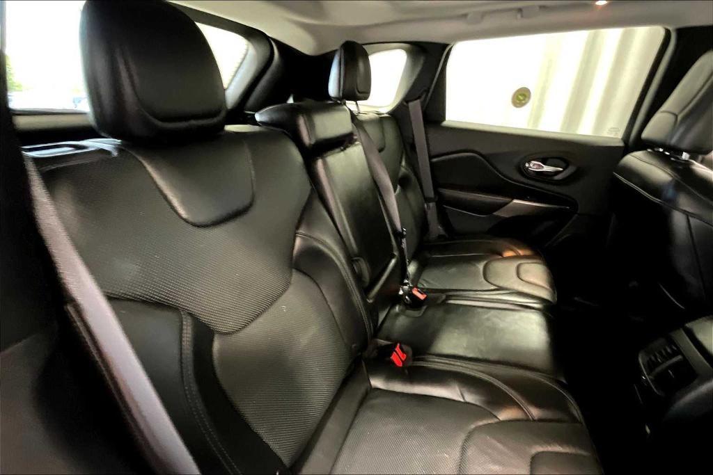 used 2019 Jeep Cherokee car, priced at $18,900