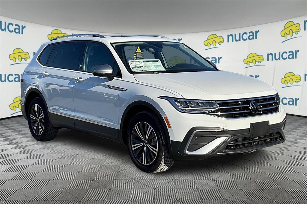 new 2024 Volkswagen Tiguan car, priced at $30,611