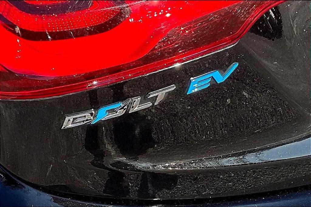 used 2021 Chevrolet Bolt EV car, priced at $15,800