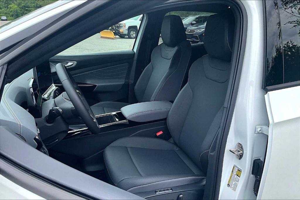 new 2025 Volkswagen ID.4 car, priced at $46,502