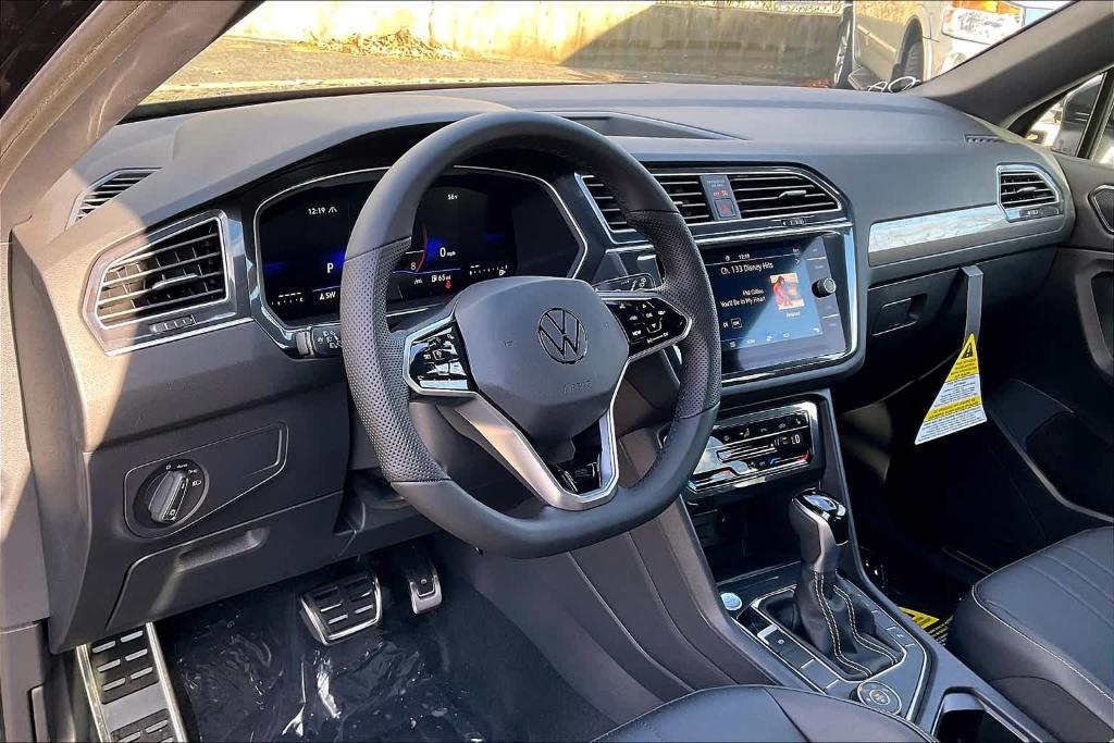 new 2024 Volkswagen Tiguan car, priced at $37,505