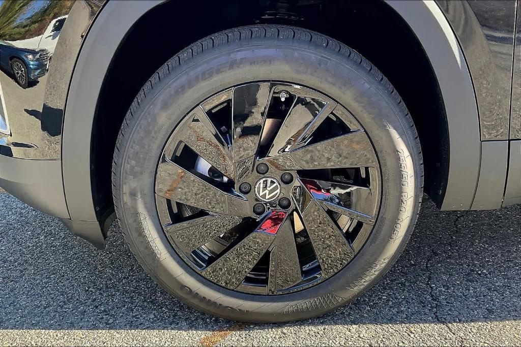 new 2025 Volkswagen Atlas car, priced at $46,485