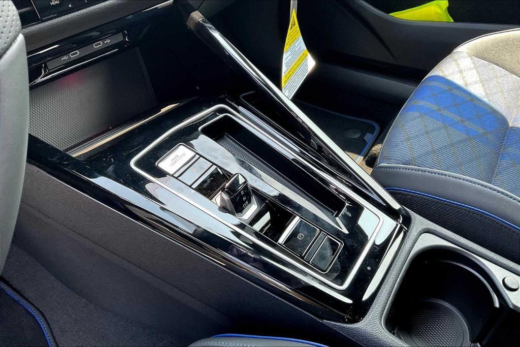 new 2025 Volkswagen Golf R car, priced at $52,643