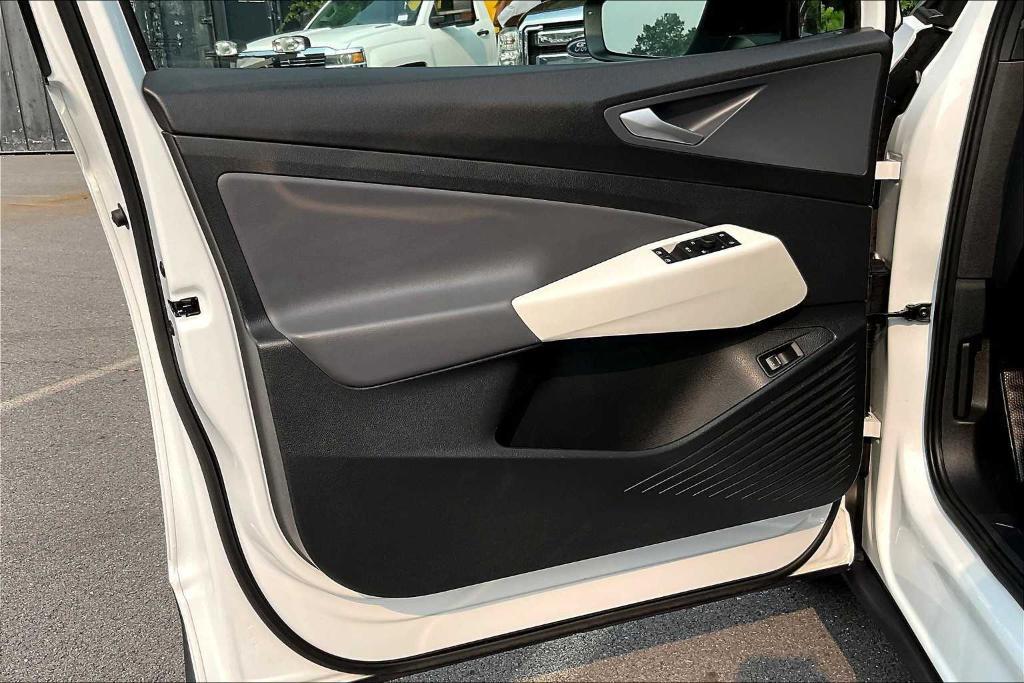 used 2021 Volkswagen ID.4 car, priced at $19,500