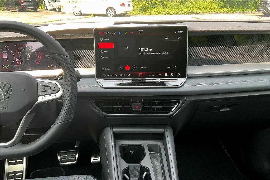new 2025 Volkswagen Tiguan car, priced at $38,786