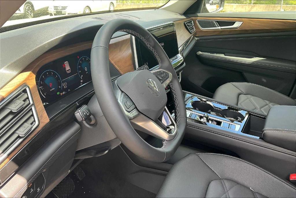 new 2025 Volkswagen Atlas car, priced at $44,835