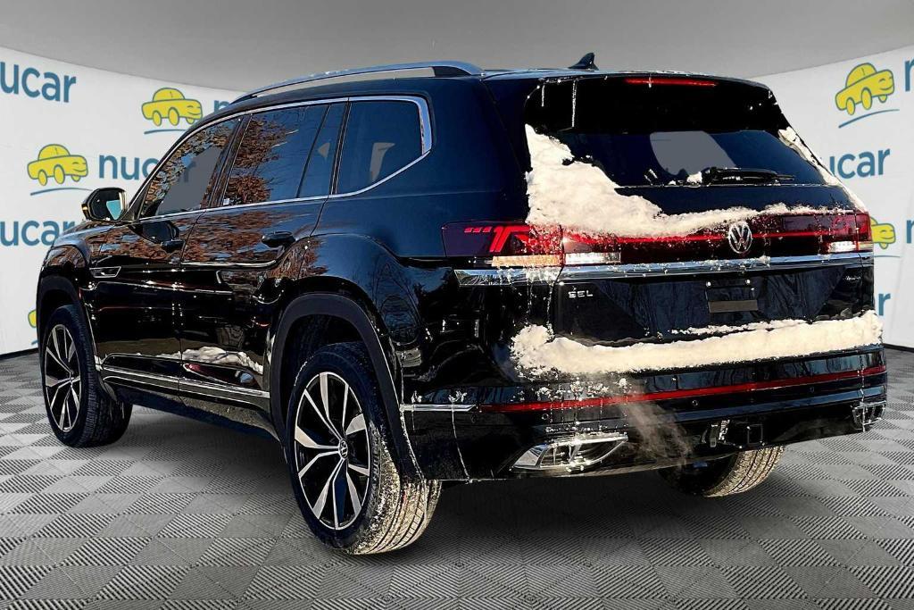 new 2025 Volkswagen Atlas car, priced at $52,676