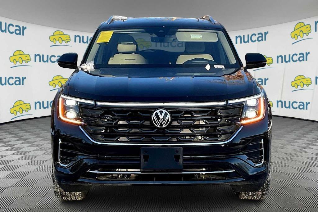 new 2025 Volkswagen Atlas car, priced at $52,676