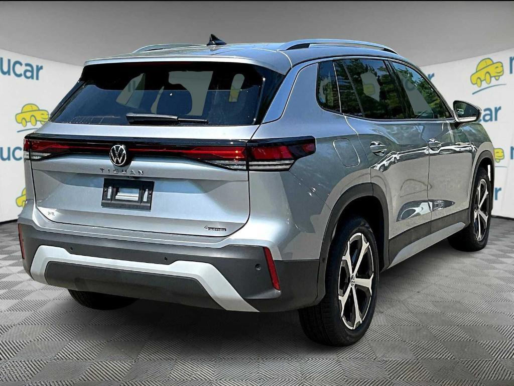 new 2025 Volkswagen Tiguan car, priced at $33,157