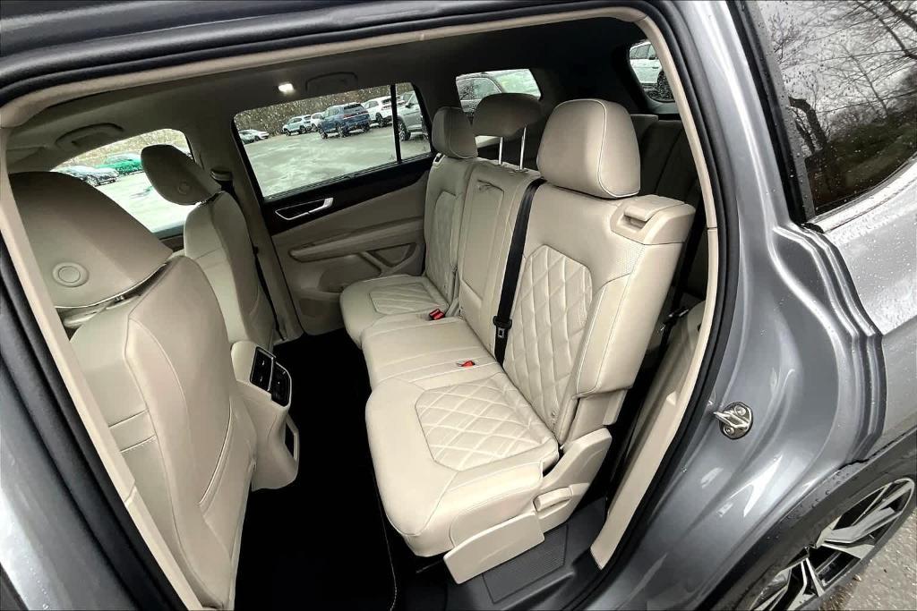 new 2025 Volkswagen Atlas car, priced at $50,605