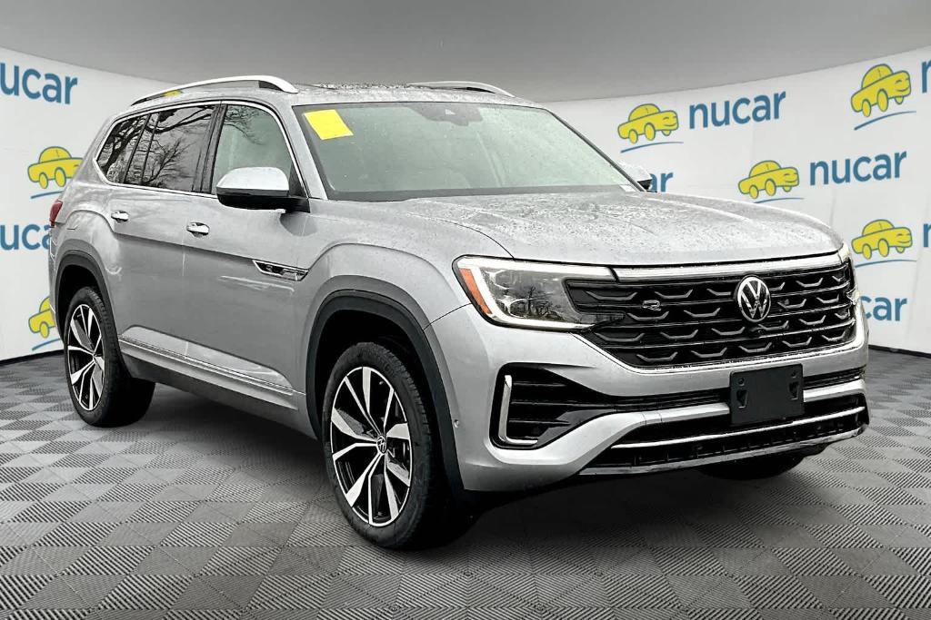 new 2025 Volkswagen Atlas car, priced at $51,605
