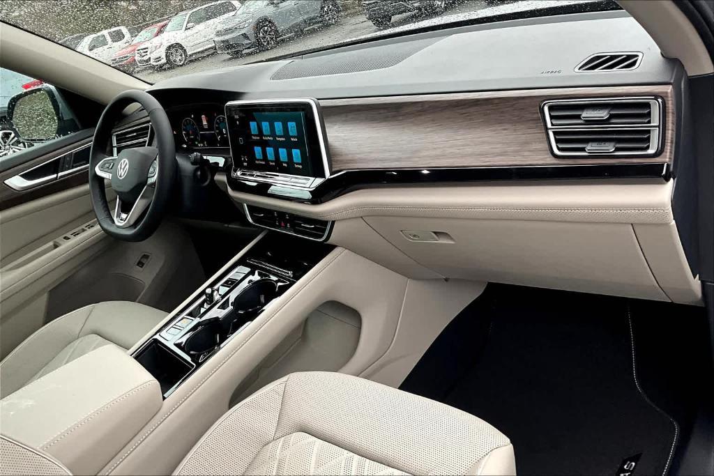 new 2025 Volkswagen Atlas car, priced at $50,605