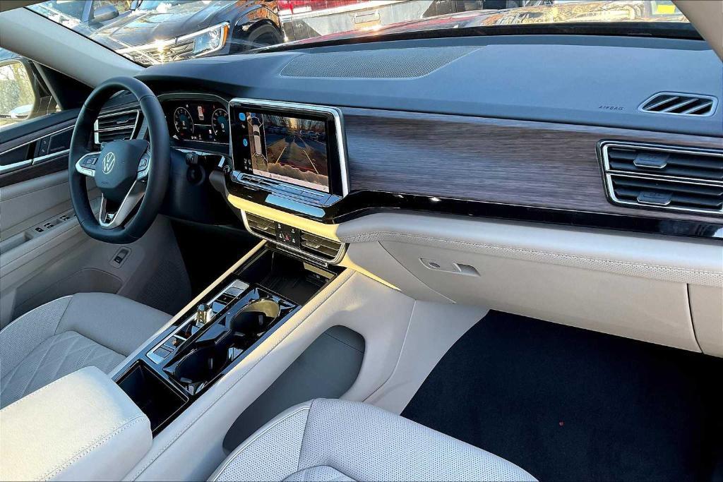 new 2025 Volkswagen Atlas car, priced at $52,175