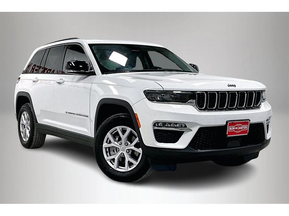 used 2022 Jeep Grand Cherokee car, priced at $31,488