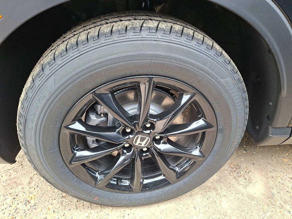 new 2026 Honda CR-V Hybrid car, priced at $41,675