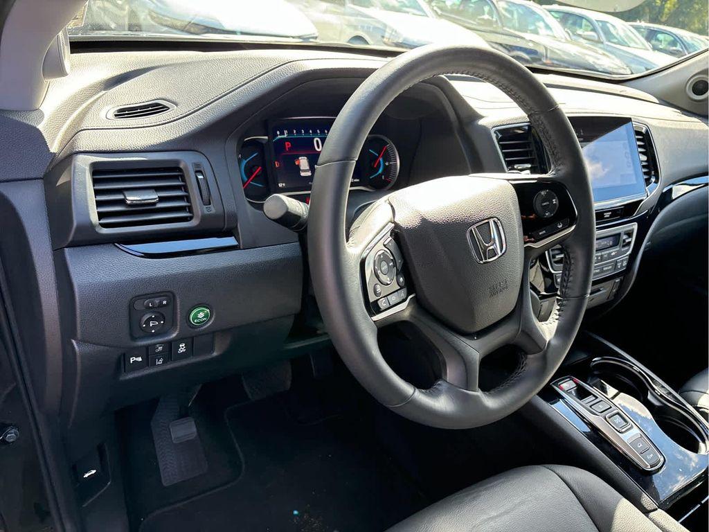 used 2022 Honda Pilot car, priced at $34,435