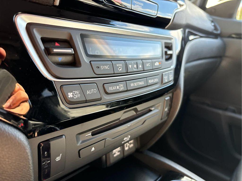 used 2022 Honda Pilot car, priced at $34,435