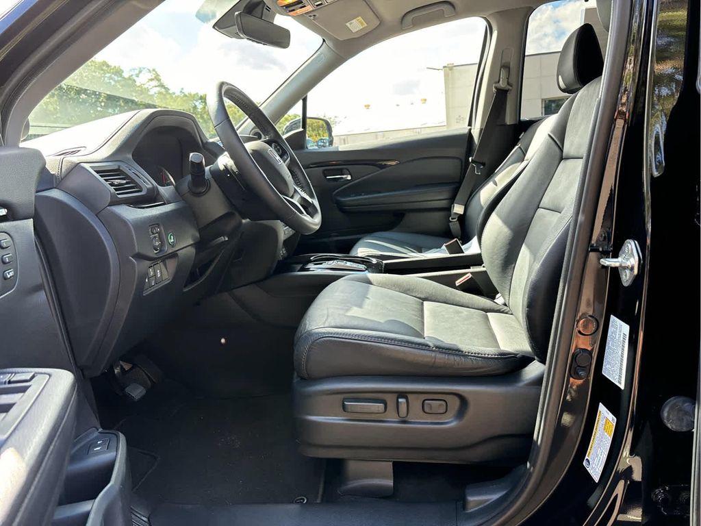 used 2022 Honda Pilot car, priced at $34,435