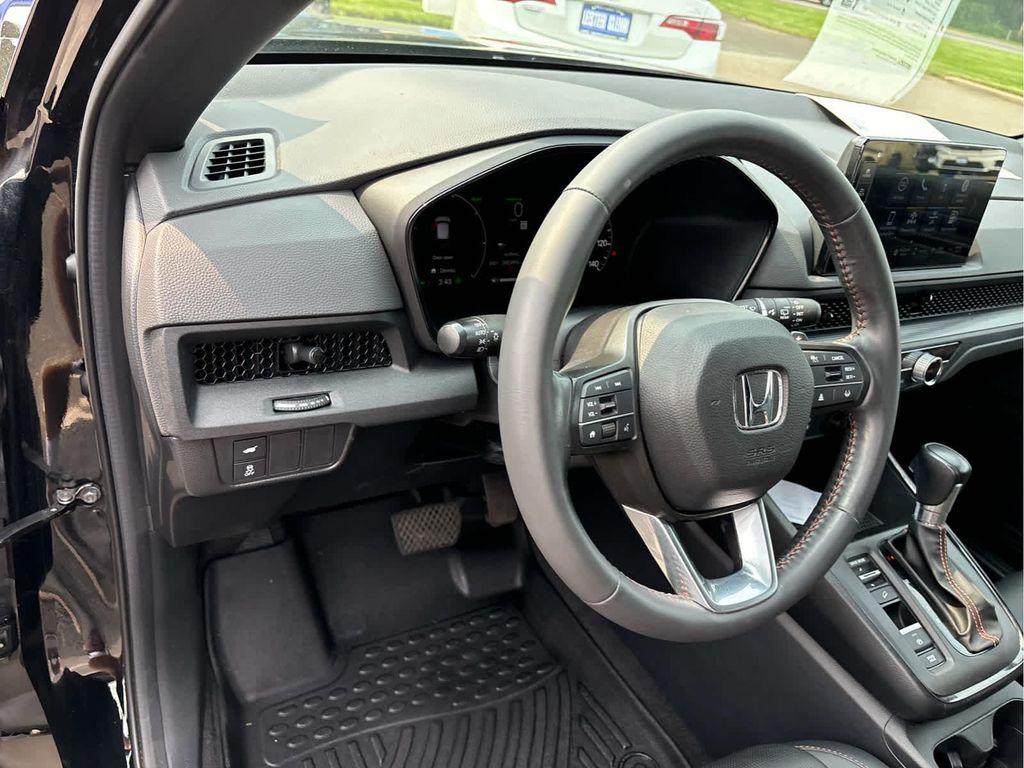 used 2024 Honda CR-V Hybrid car, priced at $31,935