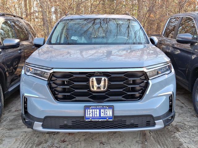 new 2025 Honda Pilot car, priced at $50,930