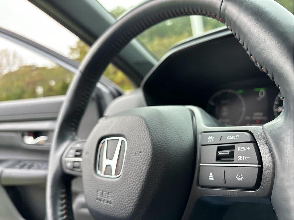used 2023 Honda CR-V Hybrid car, priced at $31,235