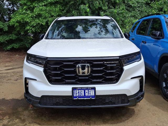 new 2025 Honda Pilot car, priced at $58,205