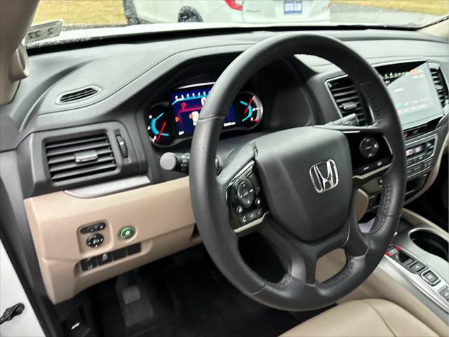 used 2022 Honda Pilot car, priced at $32,235