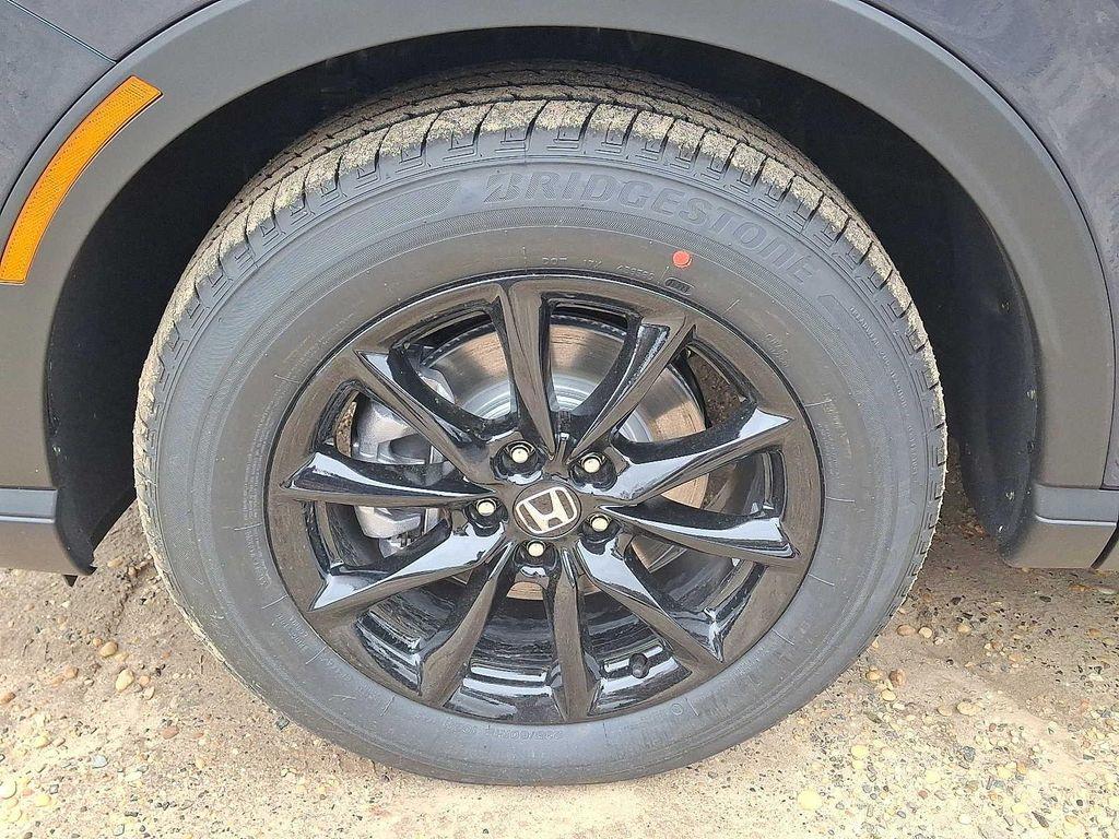 new 2026 Honda CR-V Hybrid car, priced at $41,675