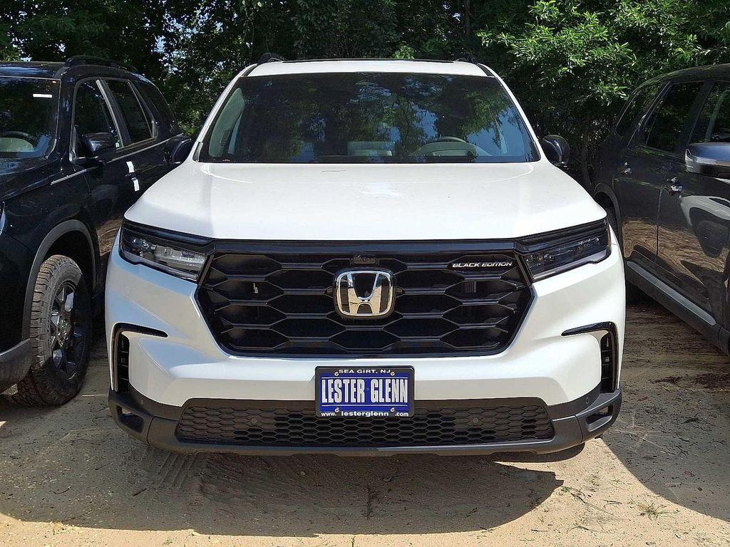 new 2025 Honda Pilot car, priced at $54,985