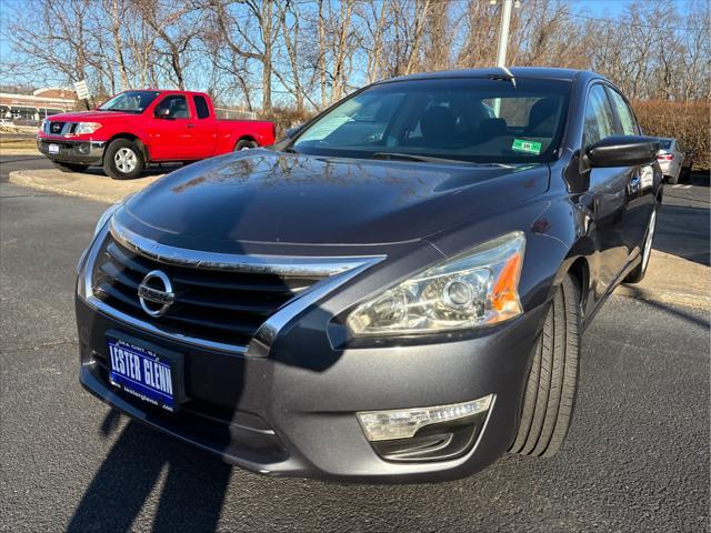 used 2013 Nissan Altima car, priced at $11,335