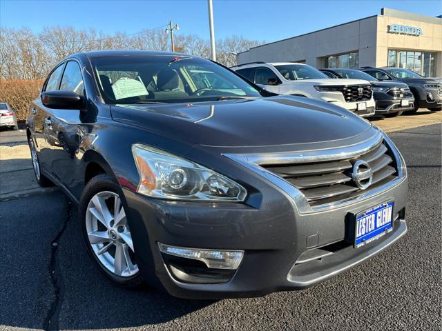 used 2013 Nissan Altima car, priced at $11,335