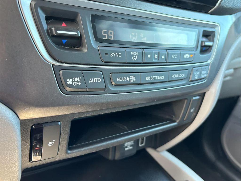 used 2020 Honda Pilot car, priced at $24,935