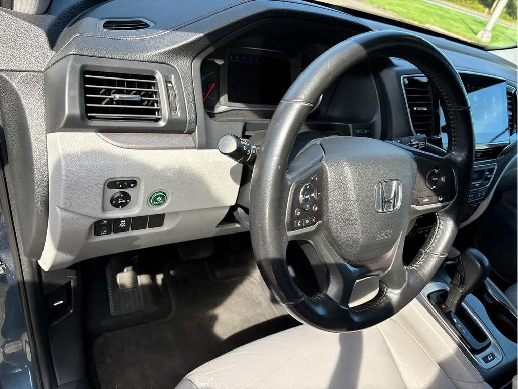used 2020 Honda Pilot car, priced at $24,935