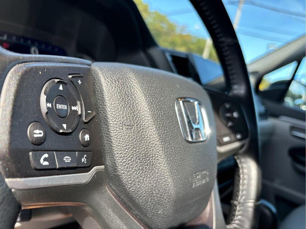 used 2020 Honda Pilot car, priced at $24,935
