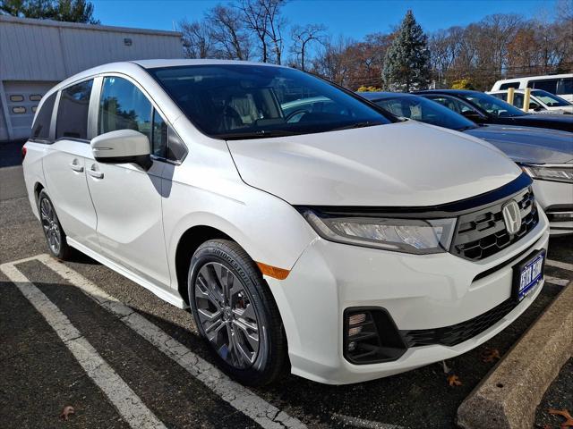 new 2025 Honda Odyssey car, priced at $44,960