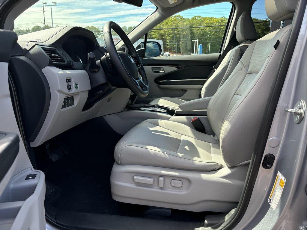 used 2019 Honda Pilot car, priced at $27,935