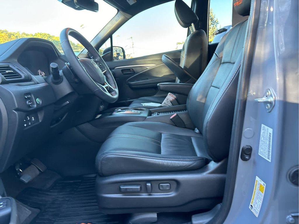 used 2022 Honda Passport car, priced at $32,435